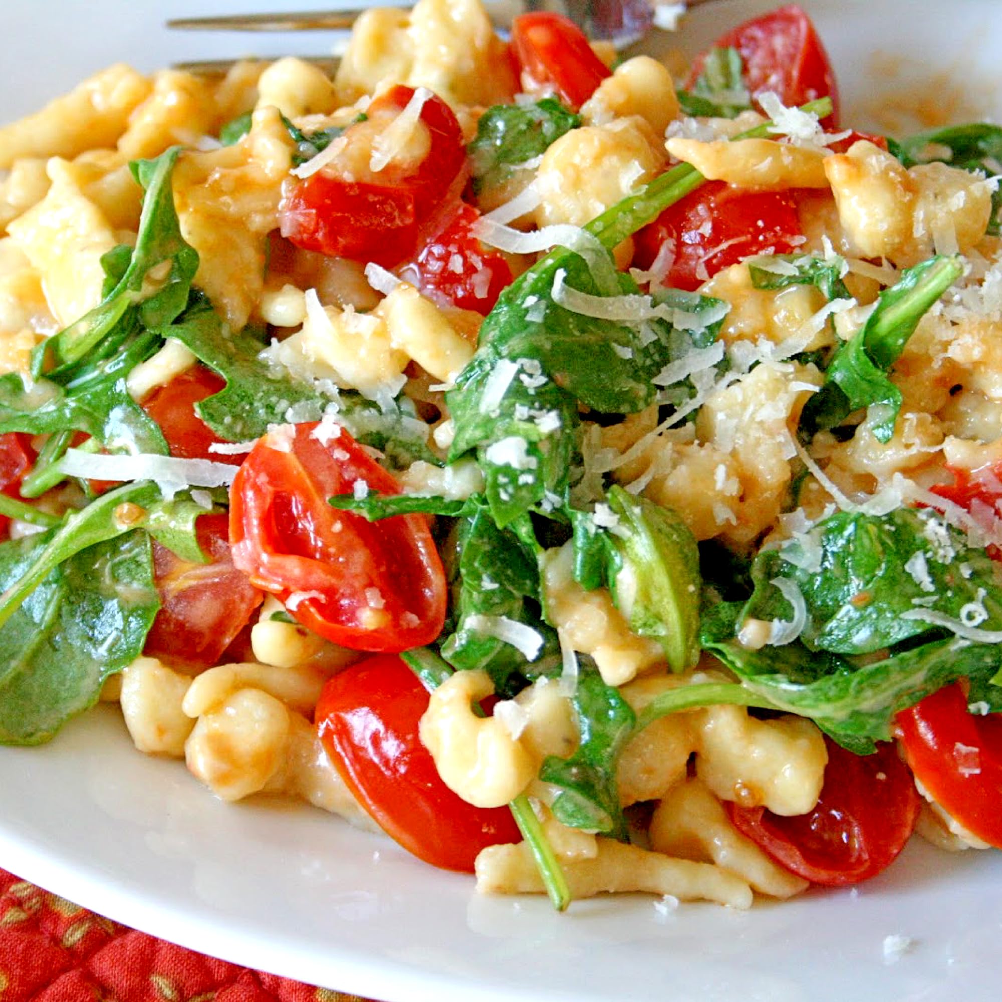 HIC Kitchen Spaetzle Noodle Dumpling Maker Lid with Scraper, Fits up to 10.5-Inch Pots - Image 4